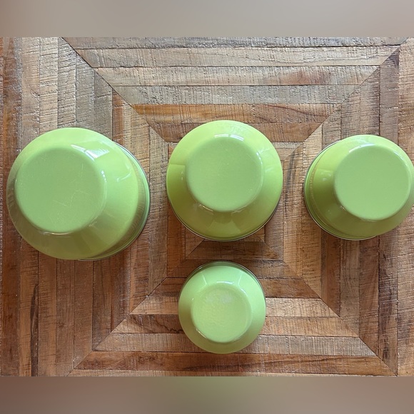 Enamelware Bowl Set of Four - Picture 2 of 5